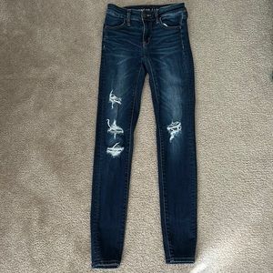 Dark washed ripped Jeans